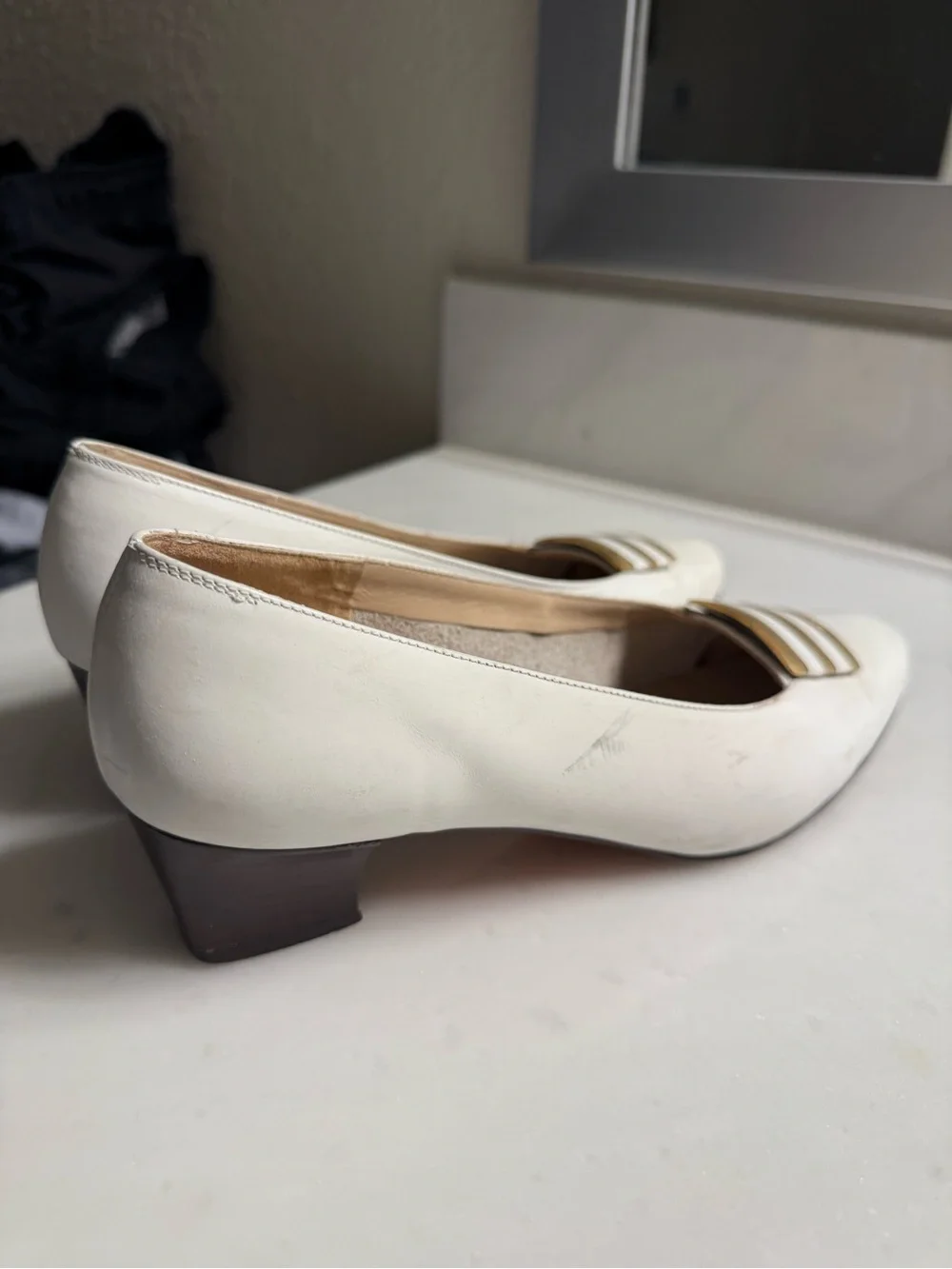 Salvatore Ferragamo White Leather Flats with Gold Striped Accent